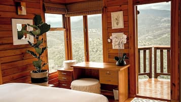 3 quartos, ferros/tábuas de passar roupa, Wi-Fi, roupa de cama