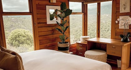 Tranquil forest retreat -Panoramicmountain views