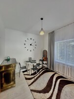 Comfort Triple Room | Desk, laptop workspace, free WiFi