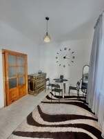 Comfort Triple Room | Desk, laptop workspace, free WiFi