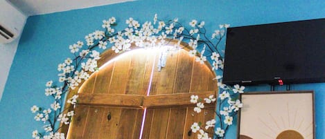 Exclusive Room, 1 Bedroom | 1 bedroom, iron/ironing board, free WiFi, bed sheets