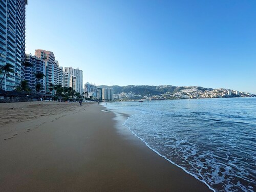 Dpto. Sol Y Mar, Costa Azul. Acapulco