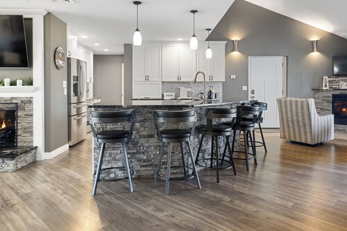 Family-Friendly home in Rochelle, IL