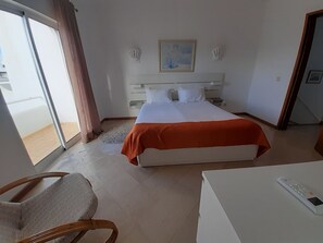 Villa | 2 bedrooms - Villa Gaivota Ferragudo Terrace (Lagoa)