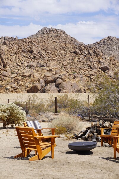 Charming 2-bedroom house, prime location in Joshua Tree