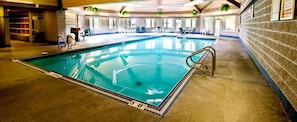 Indendørs pool, opvarmet pool