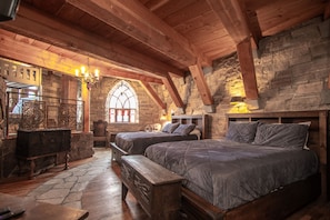 4 chambres, fer et planche à repasser, accès Internet, draps fournis