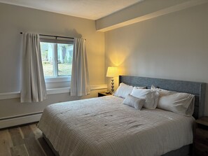 2 habitaciones, cuna de viaje, wifi gratis y ropa de cama