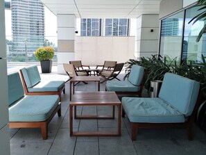 Terrace/patio - Cinnamon Life - Residencies, Colombo (Colombo)