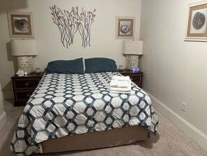 2 bedrooms, desk, free WiFi, bed sheets