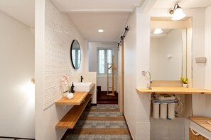 Townhouse – økonomi, 2 soverom, byutsikt | Bad | Tøfler