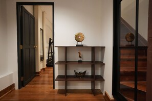 Luxury Townhome, 3 Bedrooms, Non Smoking