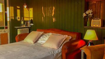 5 Schlafzimmer, Bügeleisen/Bügelbrett, WLAN, Bettwäsche