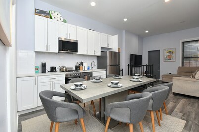 Times Square Stylish 5-Bedroom, 3-Bath Chic Duplex Apartment