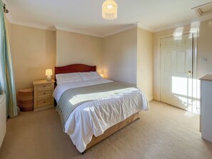 3 bedrooms, free WiFi, bed sheets