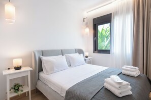 1 chambre, fer et planche à repasser, Wi-Fi, literie fournie