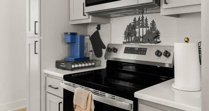 Aspen: New Home, 2mi A&M/Walk to Legends Evnt Cntr