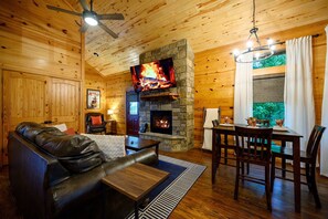 Smart TV y chimenea