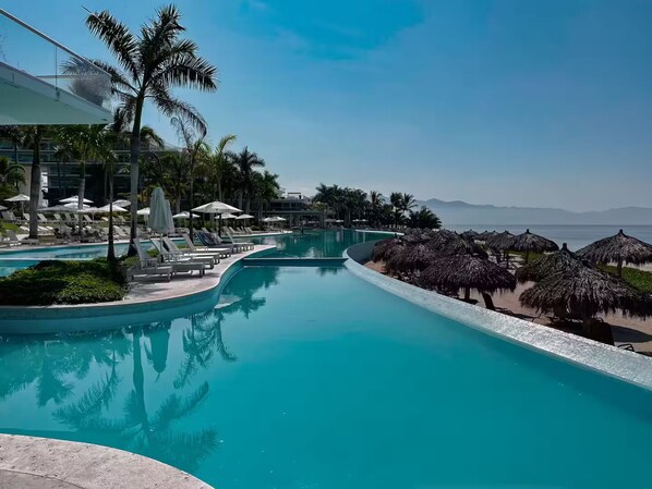 Pool - Luxury Penthouse in Nuevo Vallarta (Bucerías)