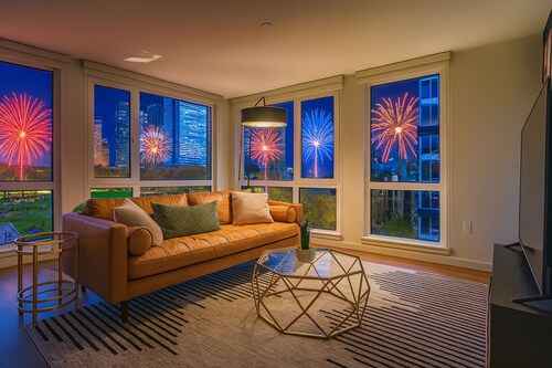 3BR | Gym, Balcony | Bellevue | Sophari Parkside I