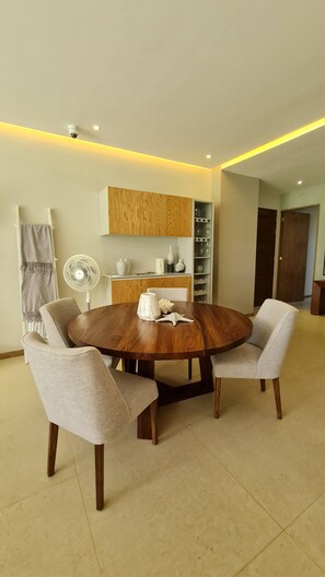 تناول الطعام