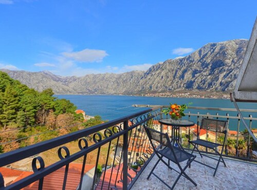 Charming Kotor Bay Retreat Just Steps from the Beach - Two Bedroom Apartment With Sea View