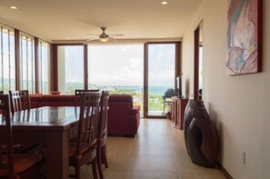 Interior - Alamar - Borneo Great Ocean View (Cruz de Huanacaxtle)