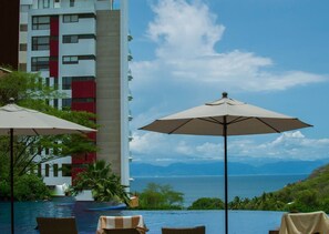 Property grounds - Alamar - Borneo Great Ocean View (Cruz de Huanacaxtle)