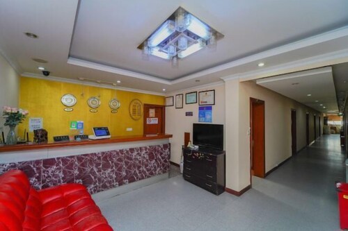 Estate Hotel(Shanghai Chuansha Store )