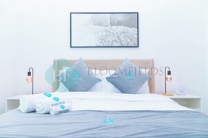 1 bedroom, in-room safe, iron/ironing board, free WiFi