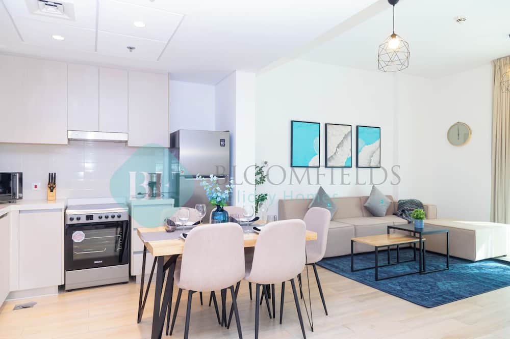 Bloomfields Fantastic 1BR in Waters edge