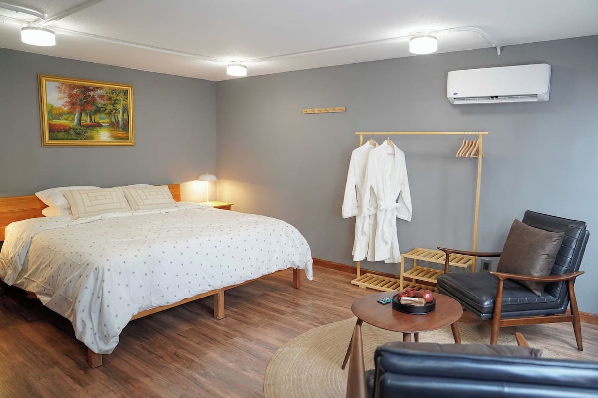 Double Room, Courtyard View | Egyptian cotton sheets, premium bedding, down comforters, WiFi (free)