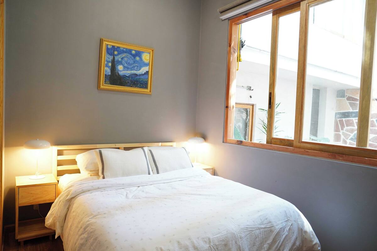 Triple Room, Courtyard View | Egyptian cotton sheets, premium bedding, down comforters, WiFi (free)
