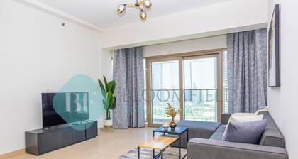 Bloomfields Elegant 2BR In Wave Tower