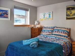 1 bedroom, free WiFi, bed sheets