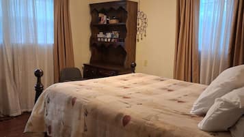4 chambres, fer et planche à repasser, Wi-Fi
