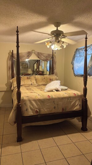 4 camere, ferro/asse da stiro, Wi-Fi