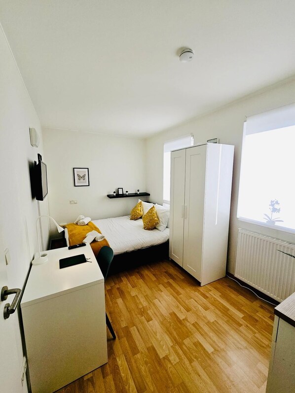 Room - Chic Studio in Luxembourg city (Luxembourg City)