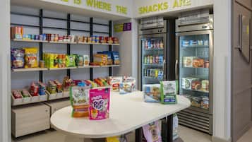 Snack bar