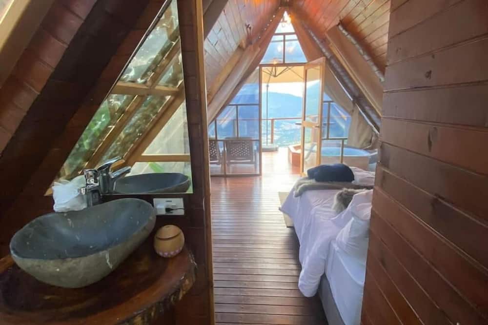 Sky View Glamping
