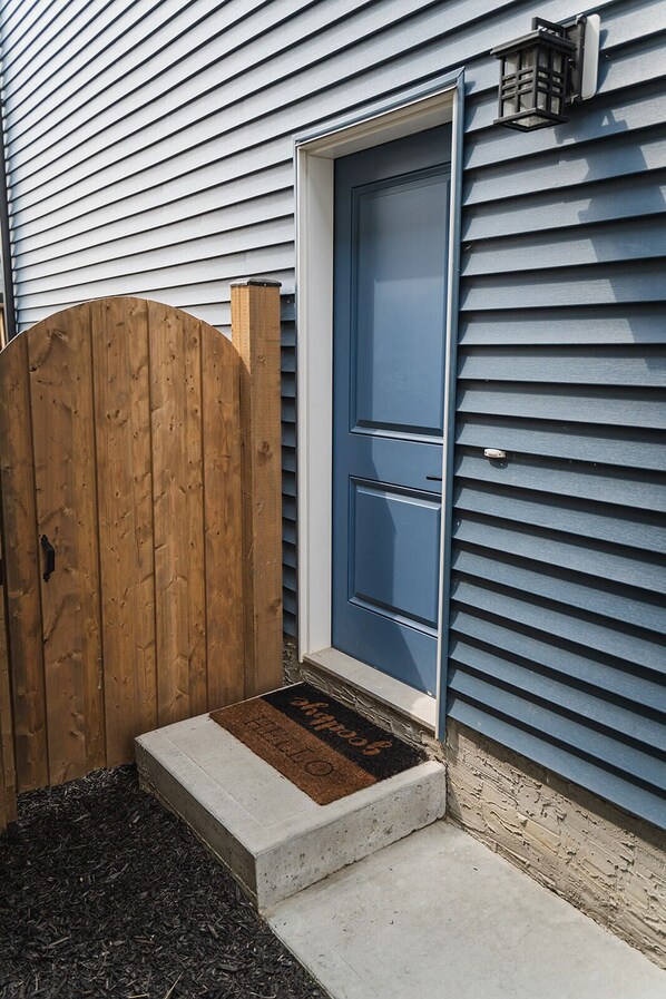 تفاصيل الفندق من الخارج