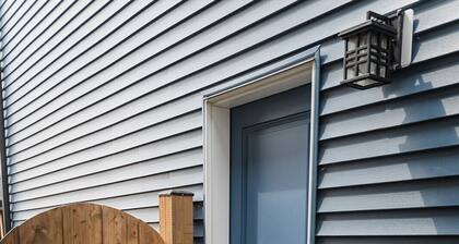 6km to WEM | Stylish & Private 2BR Suite | Child - Friendly