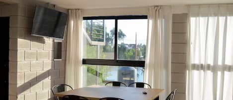 Deluxe Duplex, 3 Bedrooms, Lake View | Living area