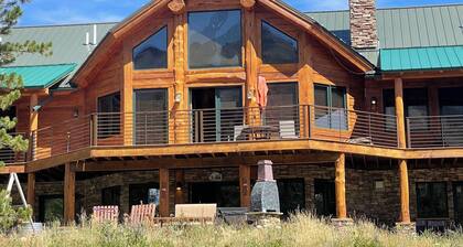 Charming 1-bedroom house in fabulous Big Sky with WiFi