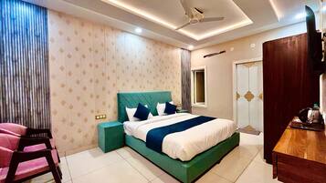 Escriptori i espai de treball apte per a portàtils