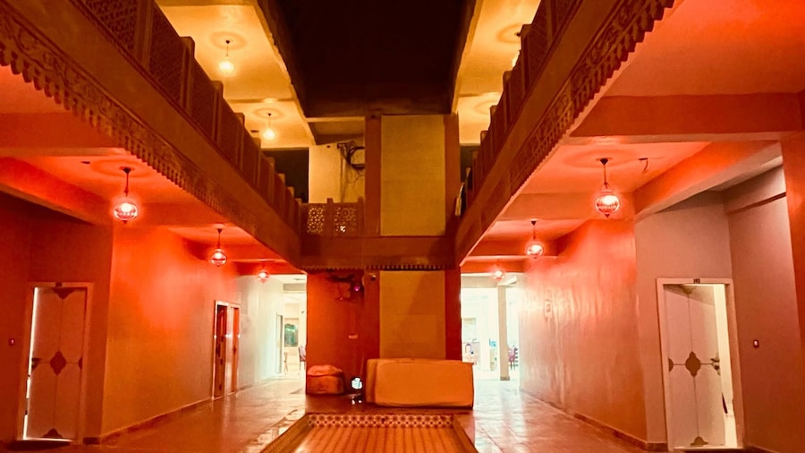 siyavar palace