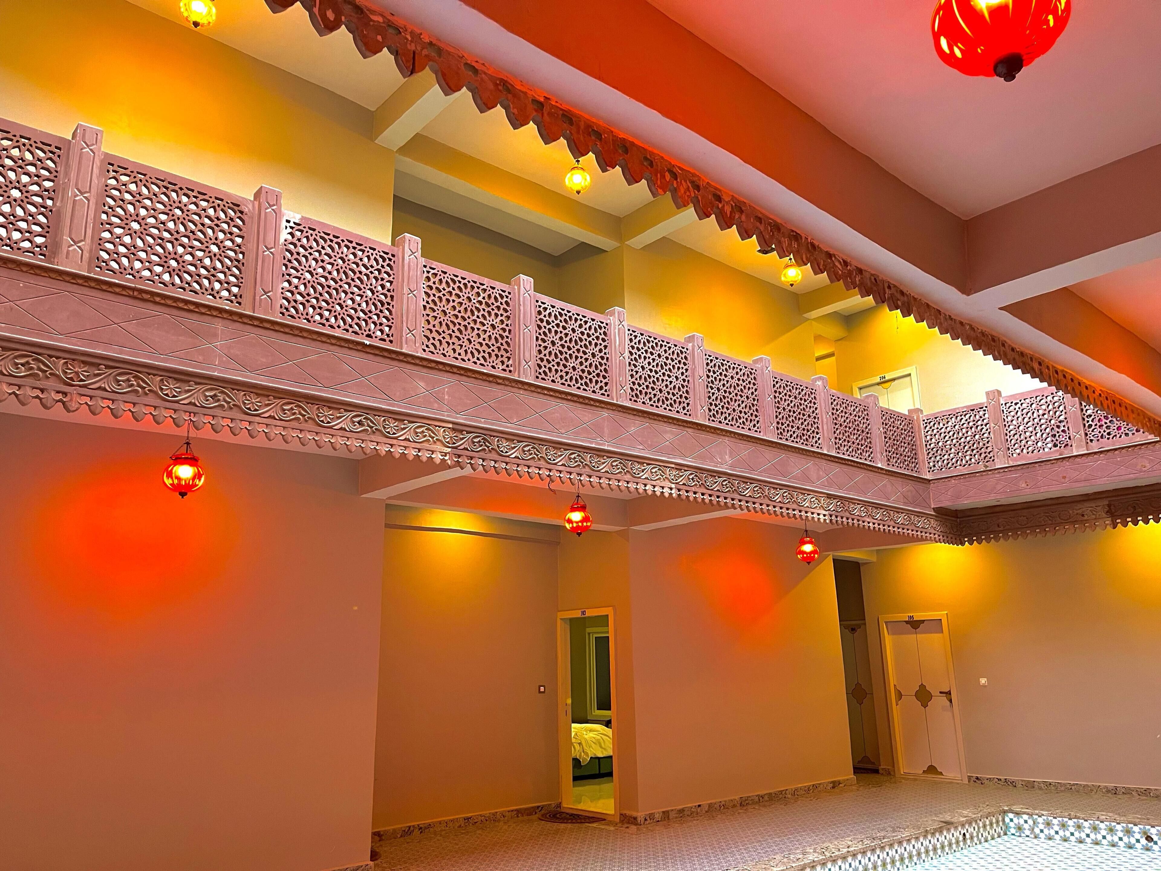 Desk, laptop workspace, iron/ironing board, free WiFi