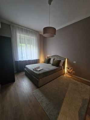 Fer et planche à repasser, Wi-Fi, draps fournis