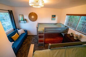 3 dormitorios, escritorio, tabla de planchar con plancha y wifi gratis