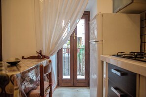 Maison, balcon | Cuisine privée